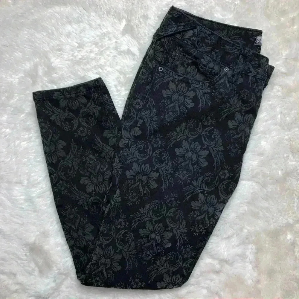 Free People Skinny Jeans Black & Grey Floral  Sz 27